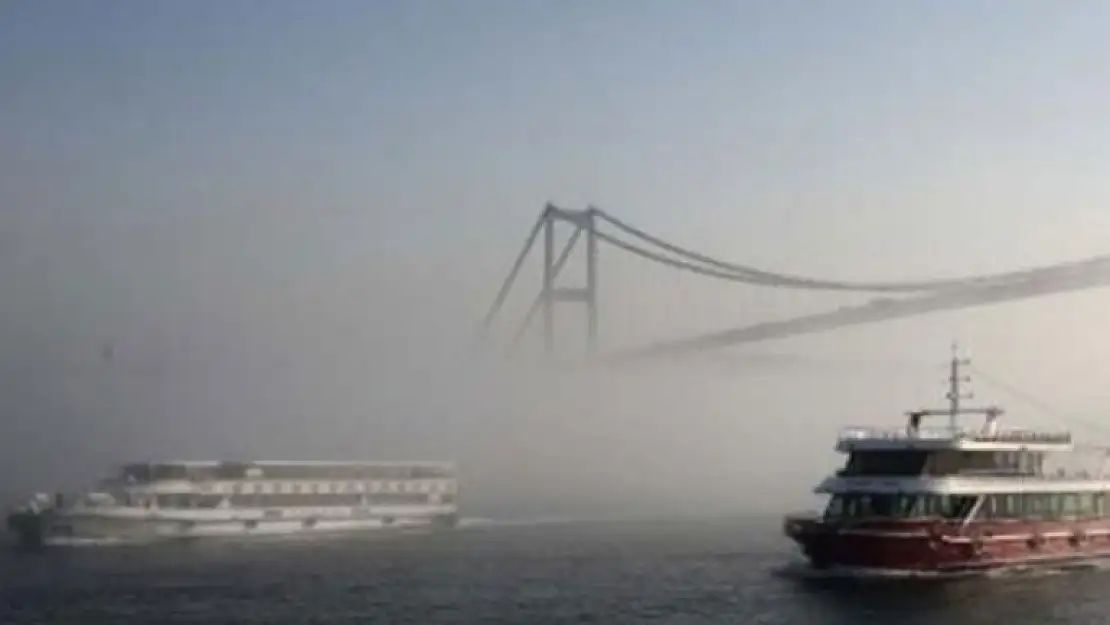 İstanbul Boğazı Gemi Trafiğine Kapatıldı