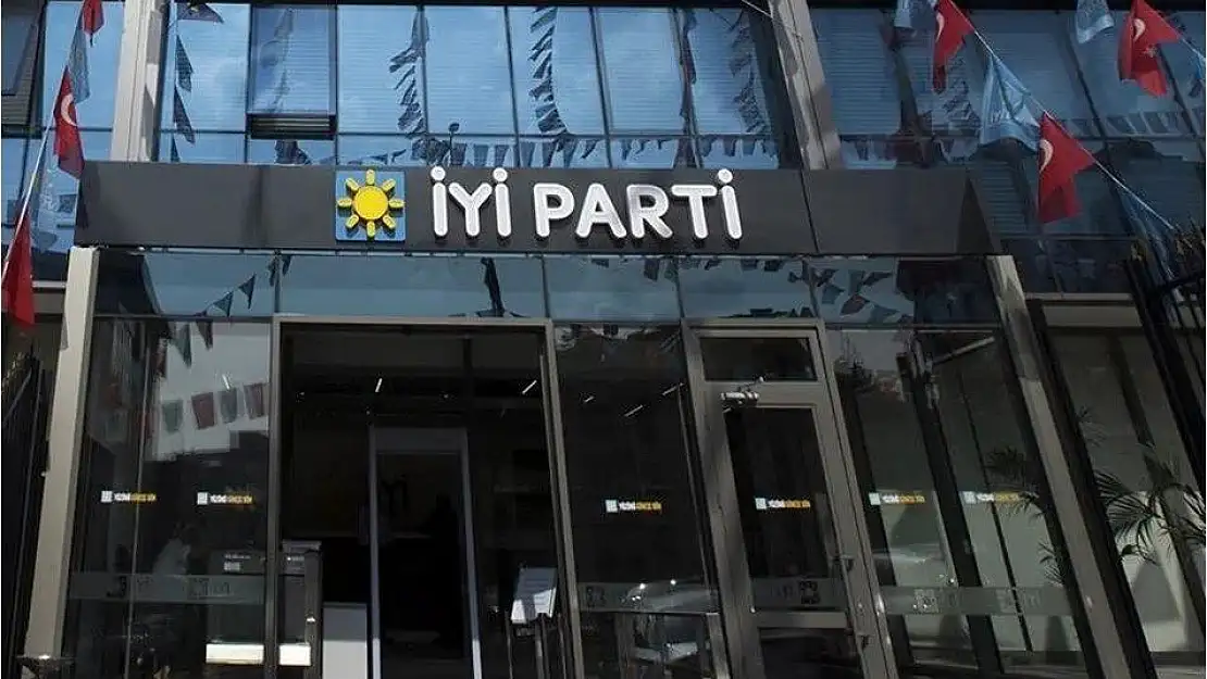 İYİ Parti'de bir istifa daha