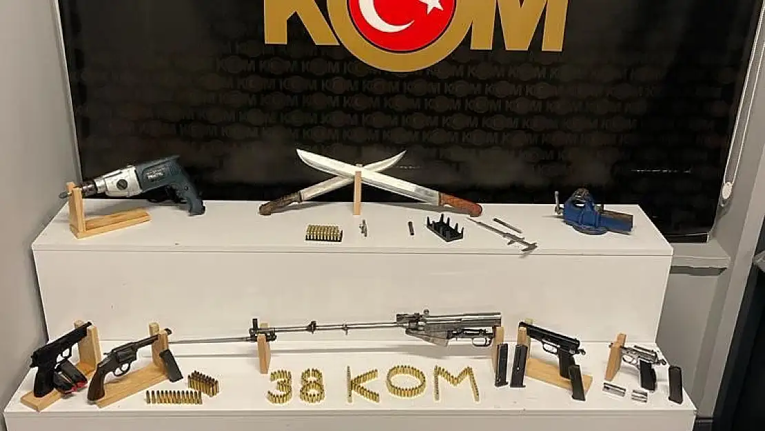 Kaçakçılık operasyonunda 3 gözaltı