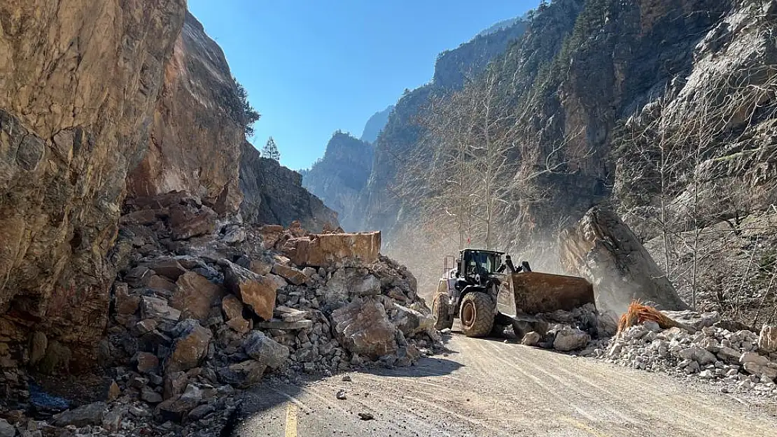 KAPUZBAŞI YOLU'NDA HEYELAN