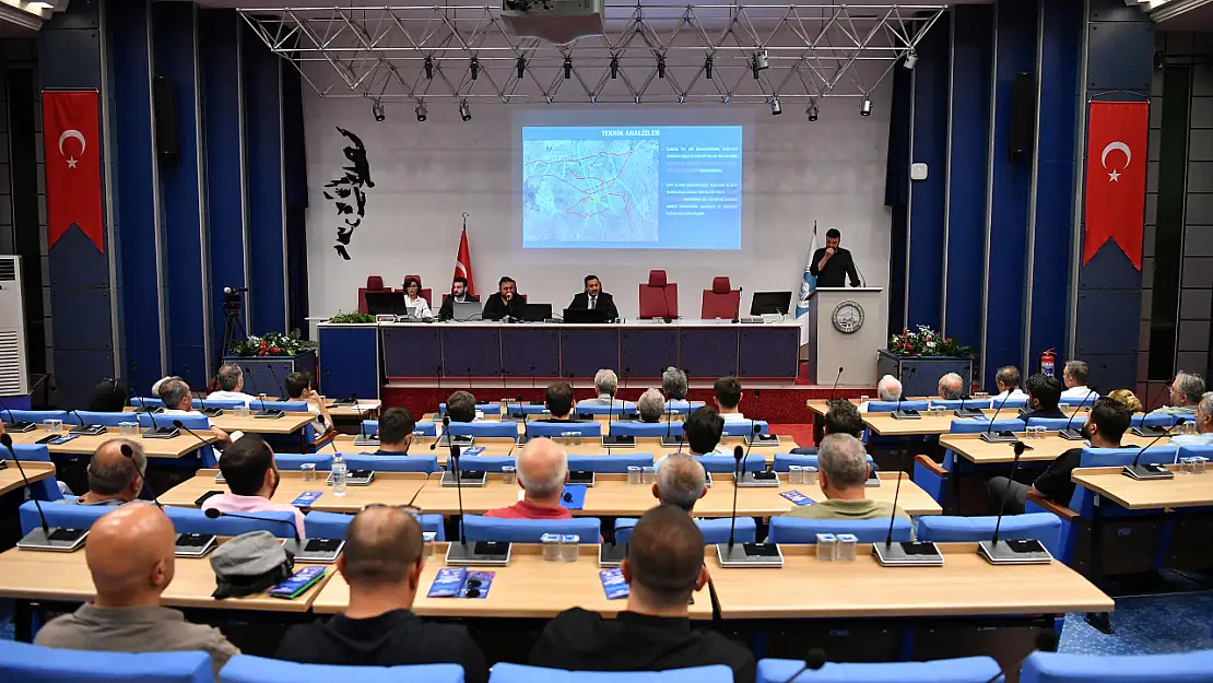Kartal Katlı Kavşağı İçin Halkın Katılım toplantısı yapıldı