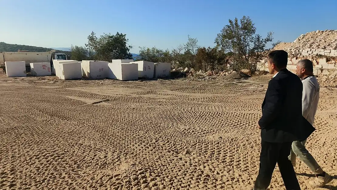 Kaymakam Karaselvi mermer ocağını inceledi