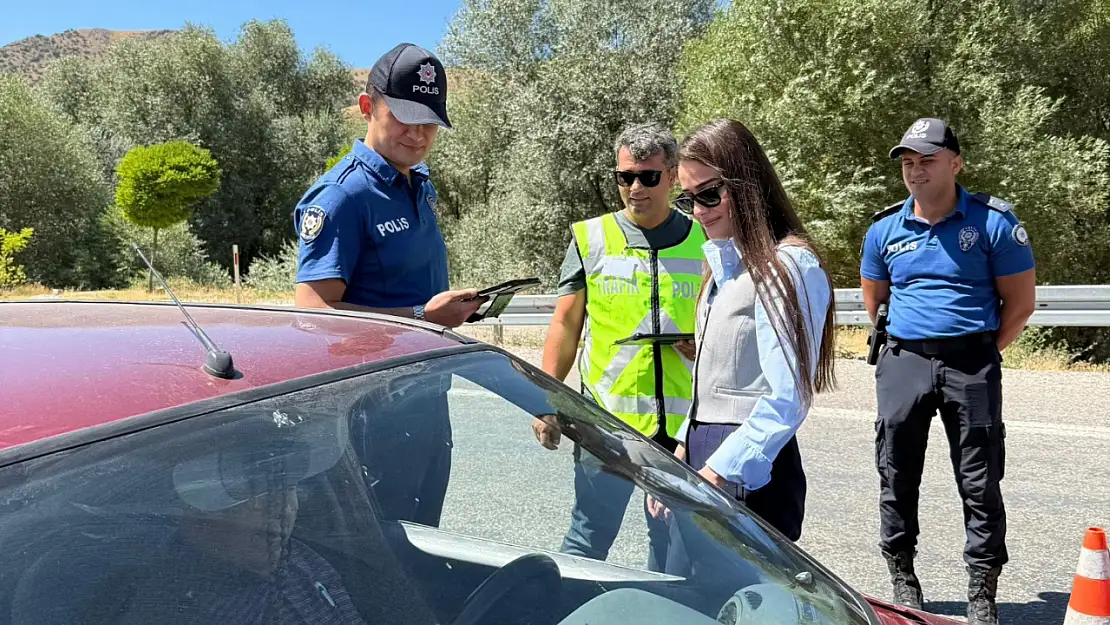 Kaymakam Yılmaz'dan Yol kontrol noktası ziyareti