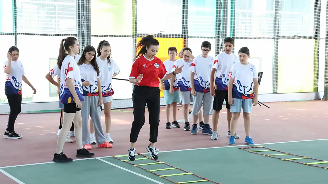 Kayseri Büyükşehir'de 3. yaz dönemi spor okulları başladı