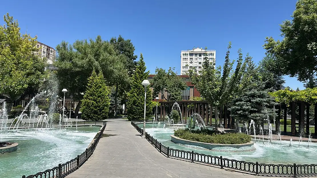 Kayseri Büyükşehir'den Daha Yeşil Bir Kent İçin Yoğun Mesai