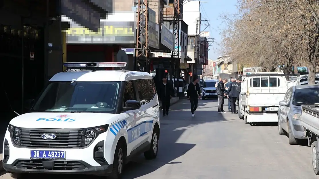 Kayseri'de alacak kavgası 1 yaralı