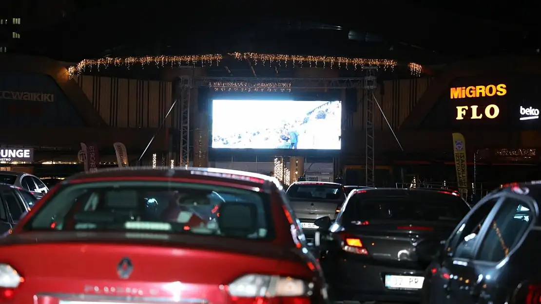 Kayseri de arabalı sinema