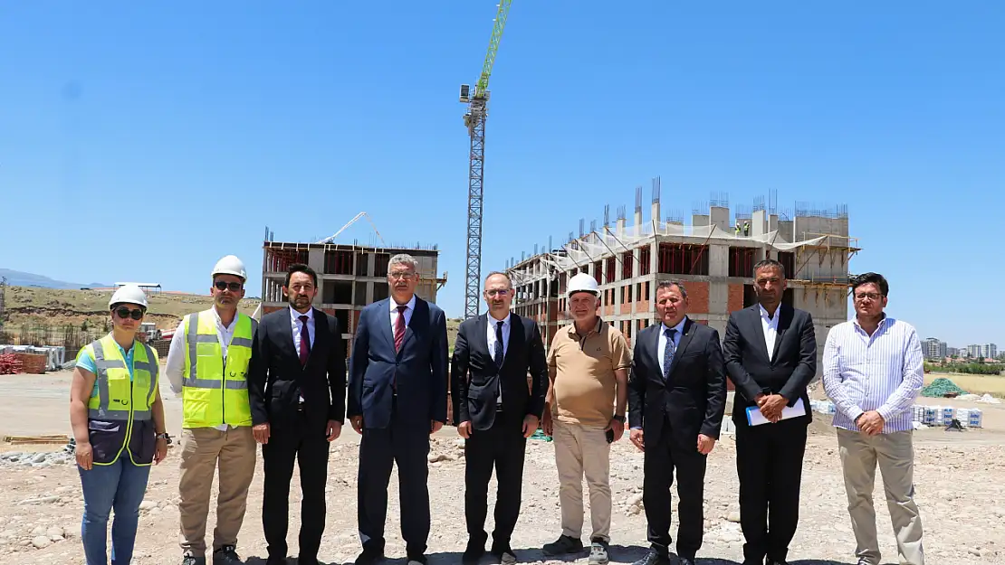 Kayseri'de gençlik yatırımlarına üst düzey ziyaret