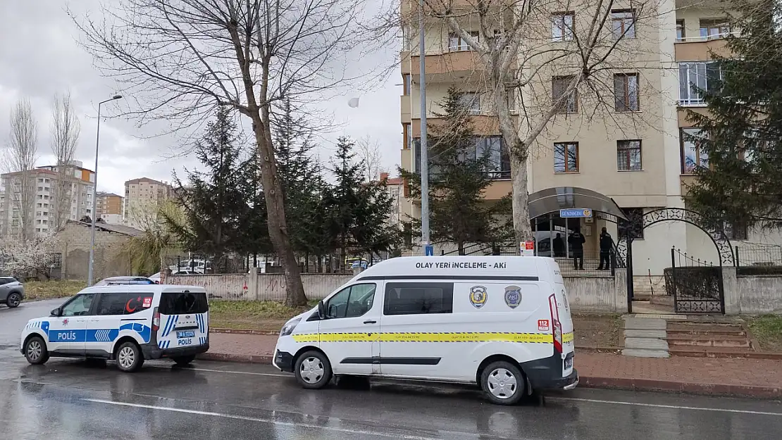 Kayseri'de Şüpheli Ölüm: Hüsamettin Ç. Evinde Ölü BulundU