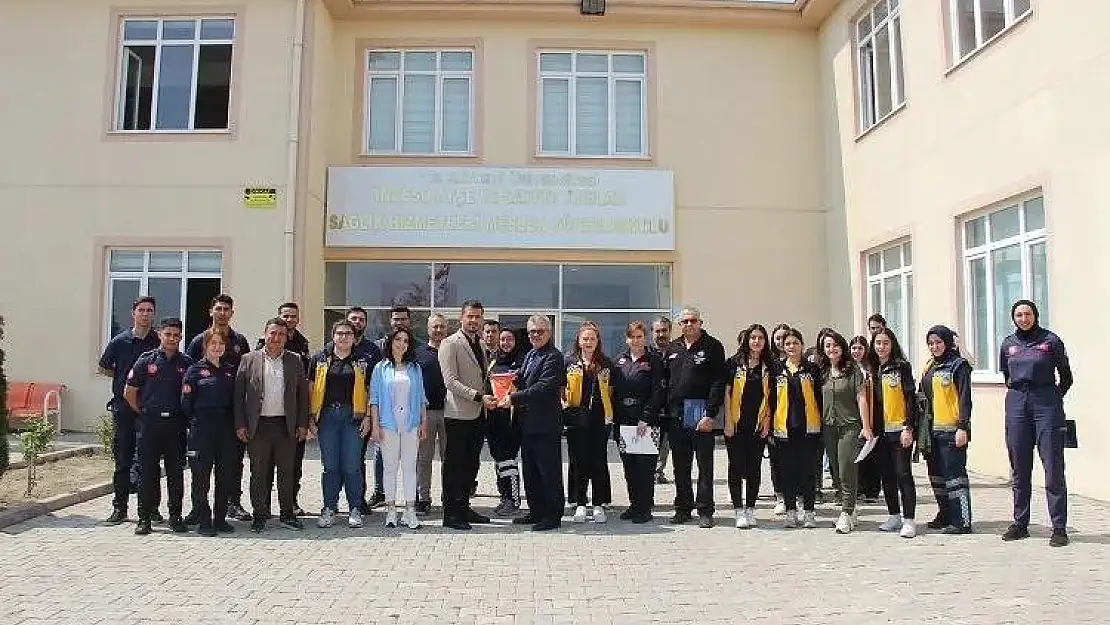 Kayseri İtfaiyesi üniversitelilere mesleği tanıttı