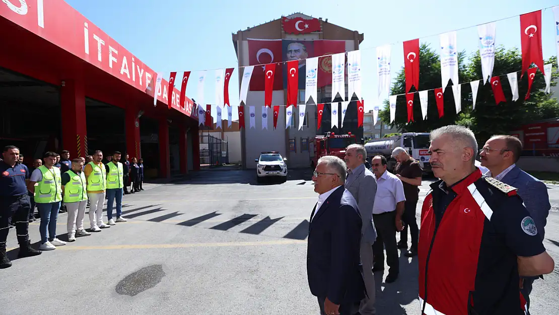 Kayseri İtfaiyesi yangın mücadelesinde Kahramanlık gösterdi