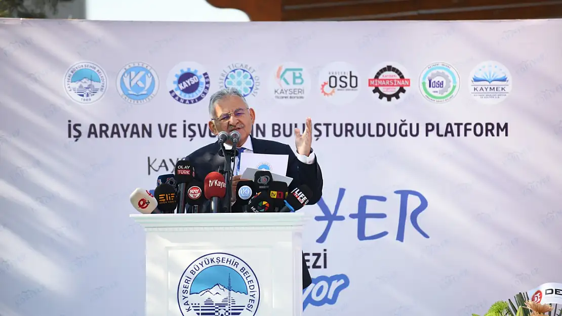Kayseri Kariyer merkezi 6 Ayda 1.500 kişiye İş buldu