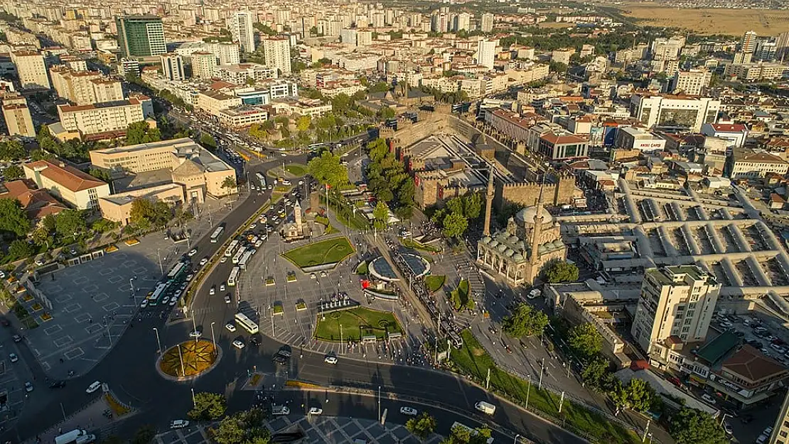 Kayseri Türkiye illeri yüz ölçümleri sıralamasında 8'inci