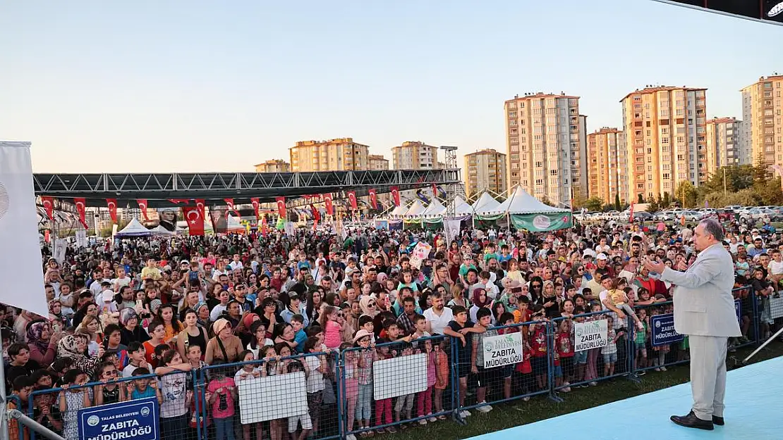 'KAYSERİ'DE ÇOCUK ŞENLİĞİ'