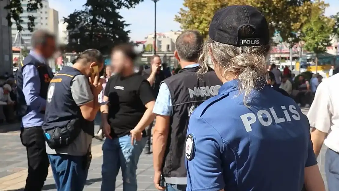 Kayseri'de yabancı uyruklu şahıslar sorgulandı