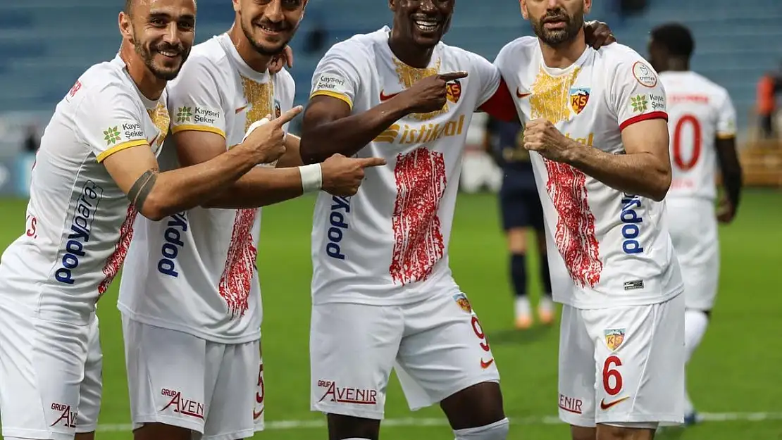 Kayserispor milli maç nedeniyle verilen araya moralli girdi