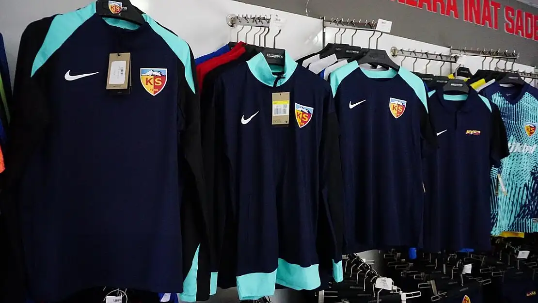 Kayserispor Store'ye yeni sezon ürünleri gelmeye başladı