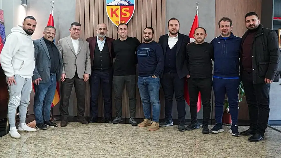 Kayserispor yönetimi teknik direktör Recep Uçar'a veda etti