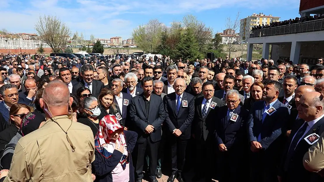 KILIÇDAROĞLU CENAZEYE KATILDI