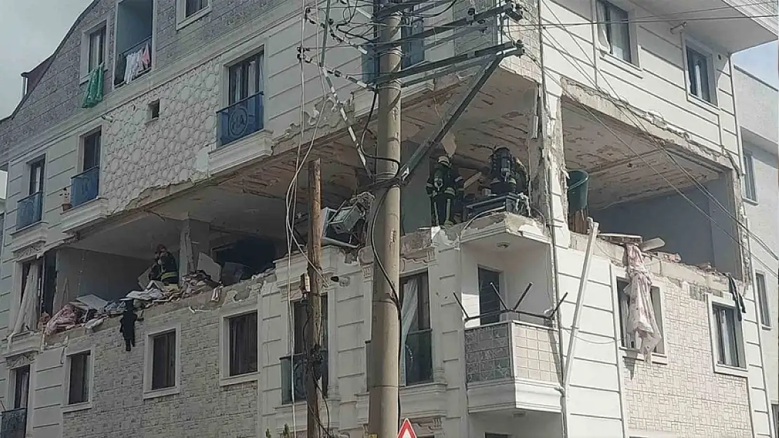 Kocaeli'nin Gebze ilçesinde doğal gaz patlaması