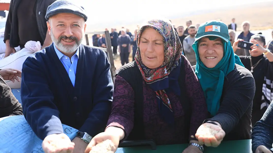 KOCASİNAN BELEDİYESİ, TARIMSAL KALKINMAYA DESTEK OLUYOR