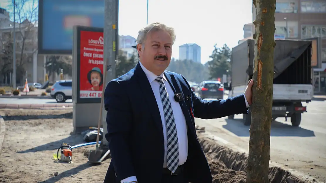 Melikgazi belediyesi bahar ile ağaç dikimine başladı