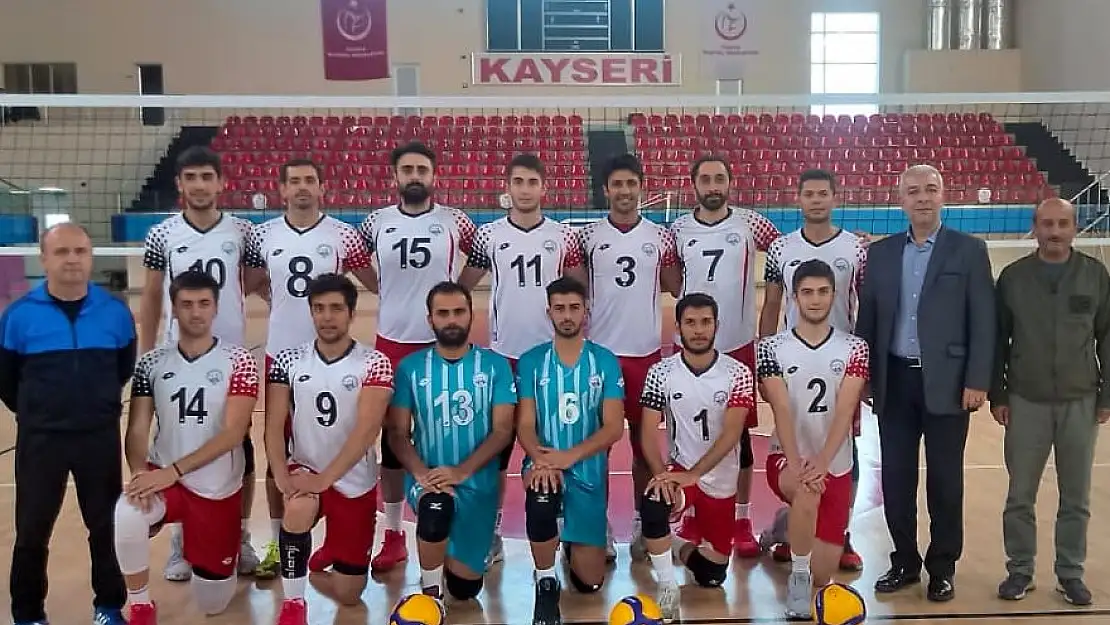 MELİKGAZİ BELEDİYESPOR  VOLEYBOL TAKIMI YİNE LİDER