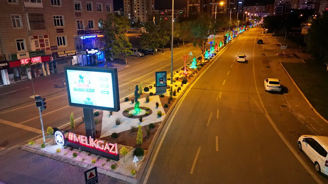 Melikgazi'de kavşaklara estetik dokunuş