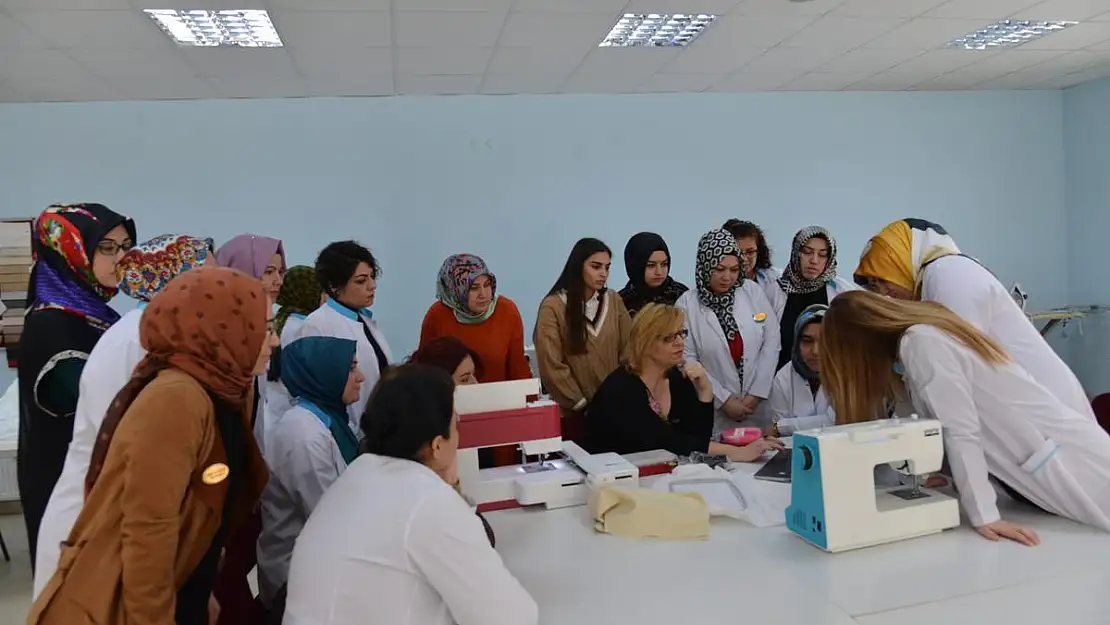 Melikgazi'de Mel-Mek öğretmenlerine  Hizmet İçi Eğitim Semineri