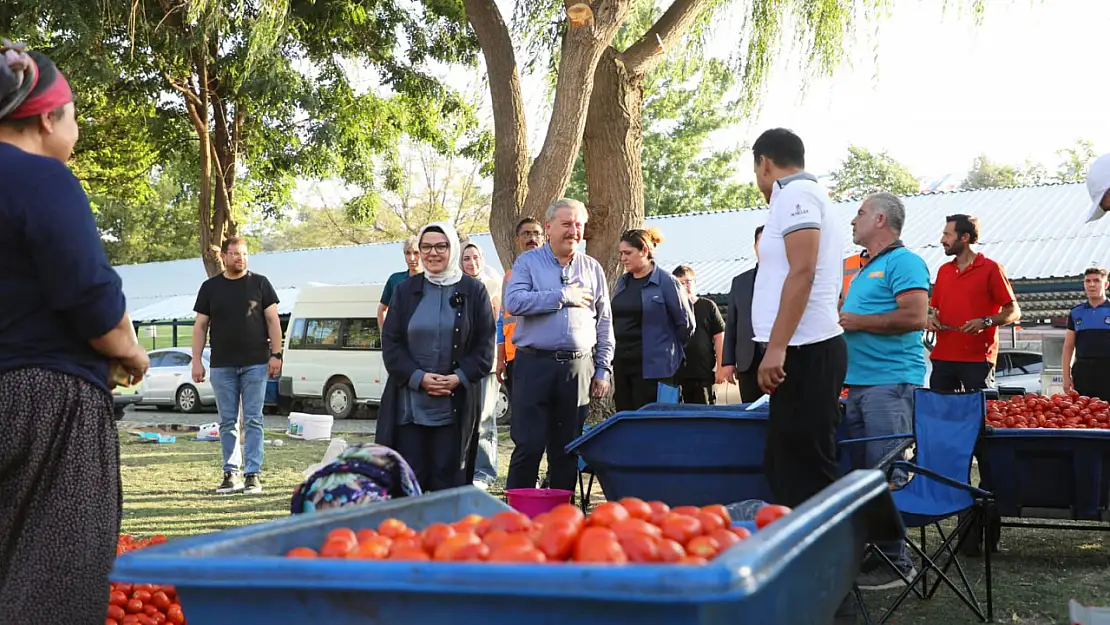 Milletvekili Böhürler, melikgazi salça günleri'ni ziyaret etti