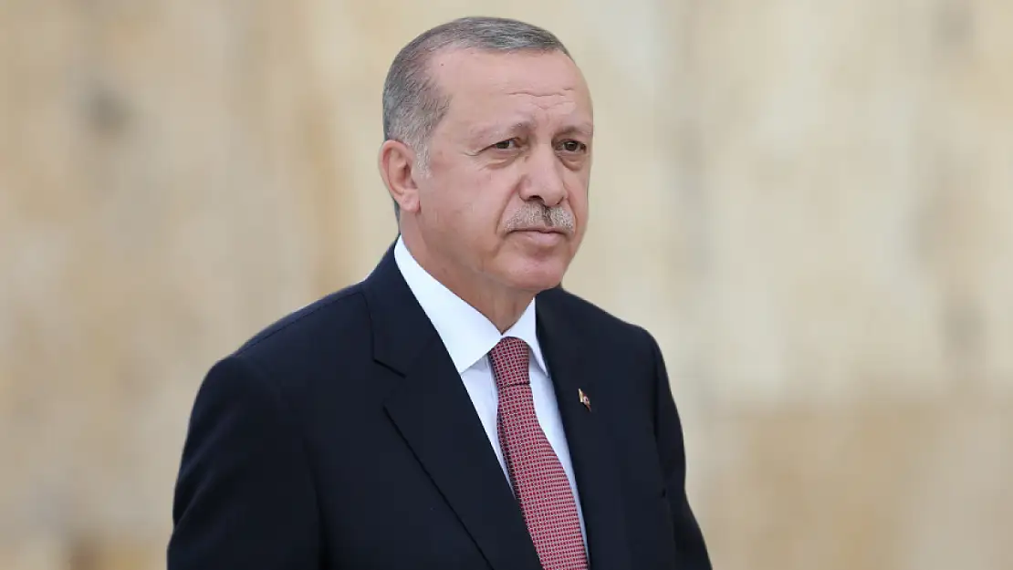 Minarelerden yükselen ezan Türkiye'nin teminatı