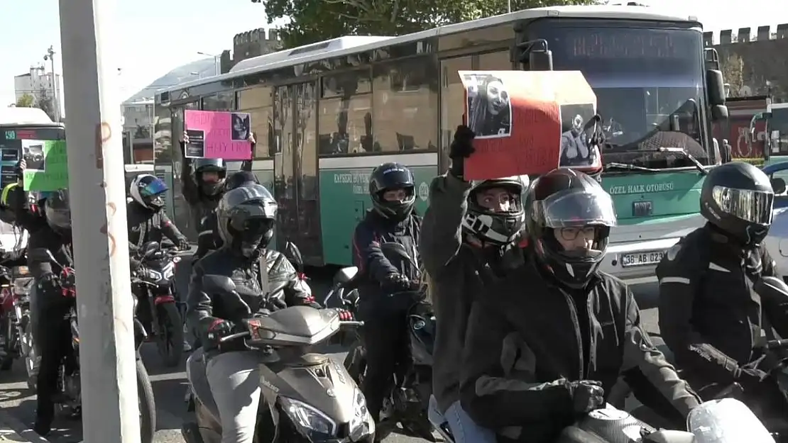 Motosikletliler kadın ve çocuk şiddetine için şehri turladı