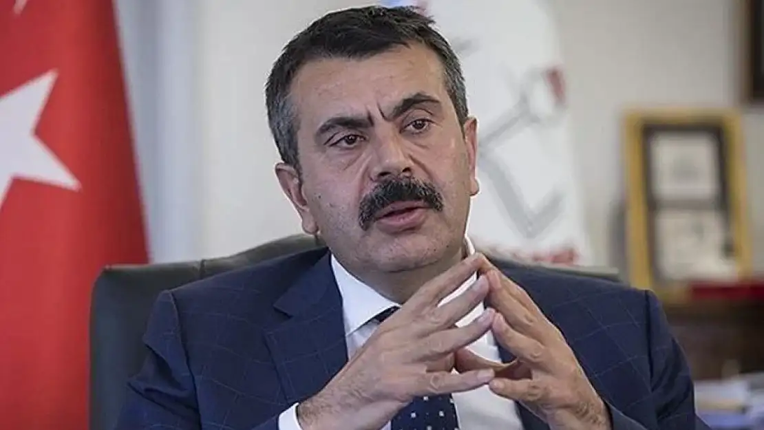 Okullarda forma zorunluluğu geri geliyor