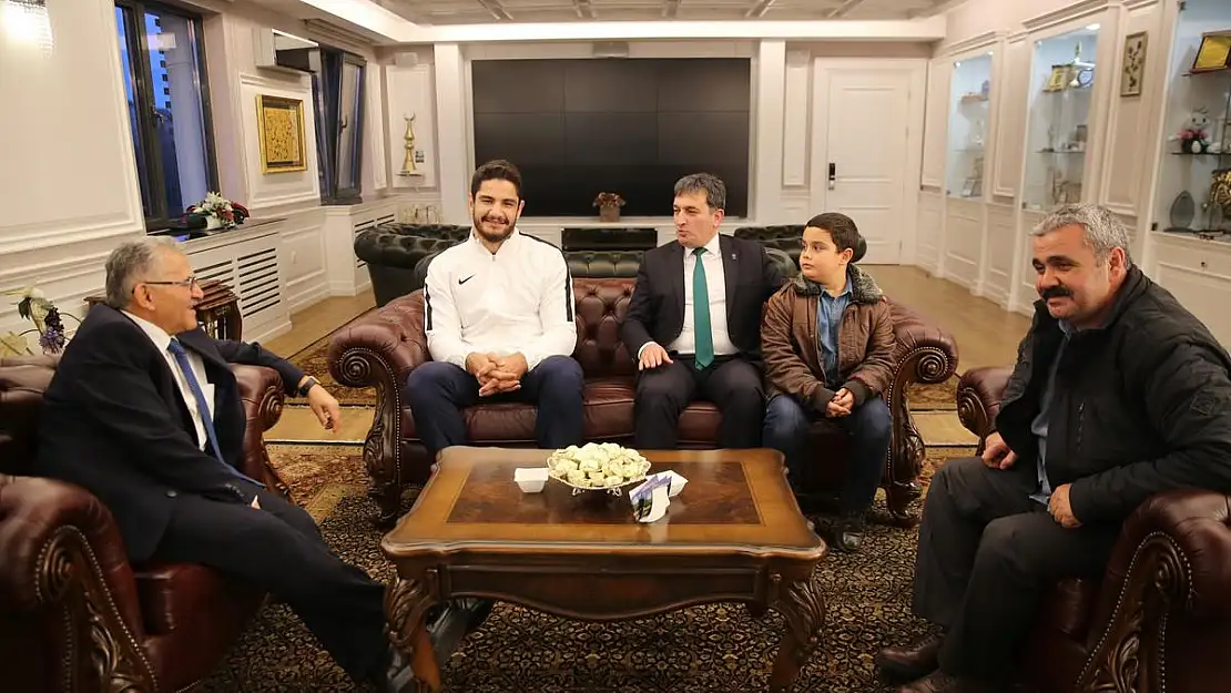 ŞAMPİYON MELİKGAZİ'DE