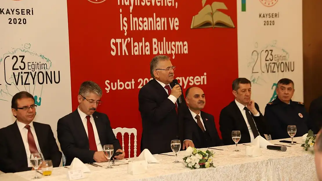 'SÖZ KONUSU EĞİTİMSE AKAN SULAR DURUR'