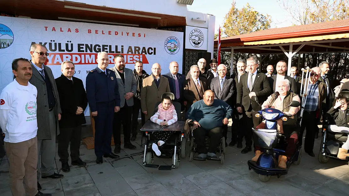 Talas Belediyesi'nden engellilere 23 akülü araç yardımı