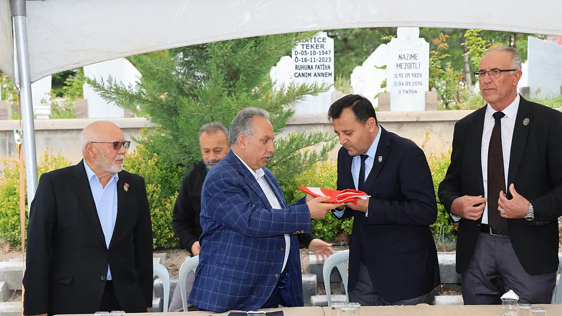 Talas belediyesi'nden şehitler için anlamlı program