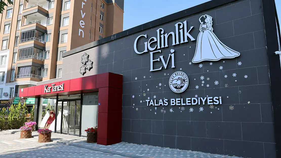 Talas'ta Mutlu Yuvaya İlk Adım: Kar Tanesi Gelinlik Evi Büyük ilgi görüyor