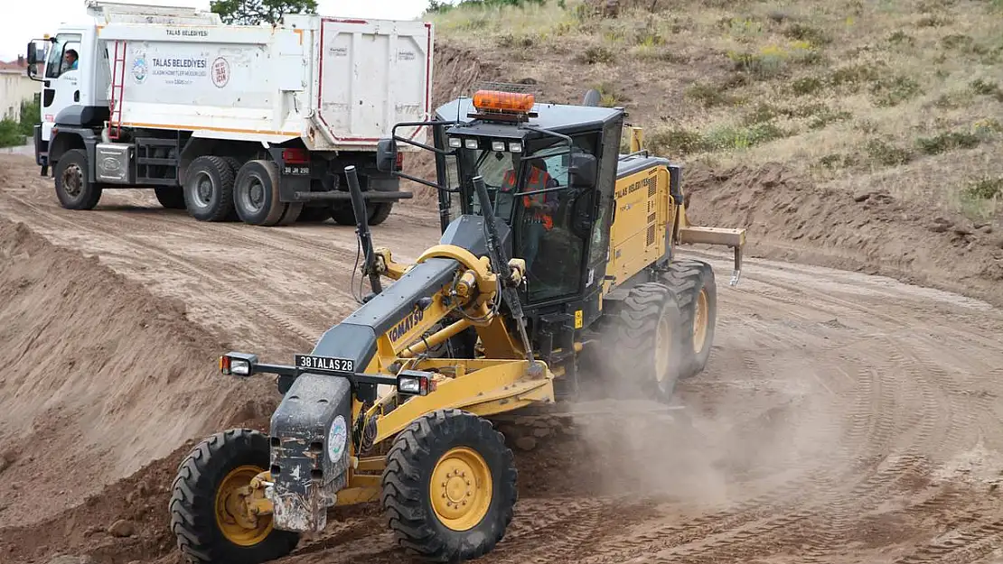 TALAS'TA YENİ YOLLAR AÇILIYOR