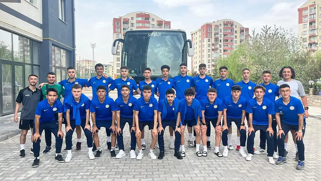 Talasgücü Belediyespor U18 takımı Sivas'ta