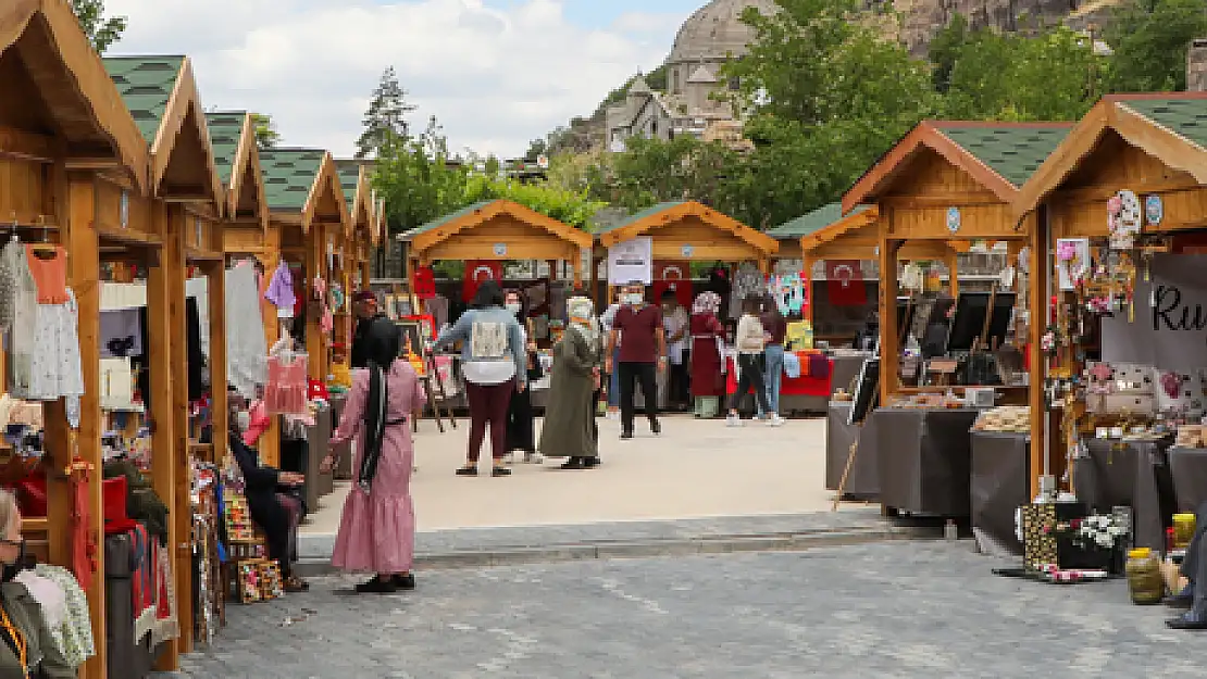 TALAS'IN VAZGEÇİLMEZİ YILIN İLK 'MAHARETLİ ELLER'İ