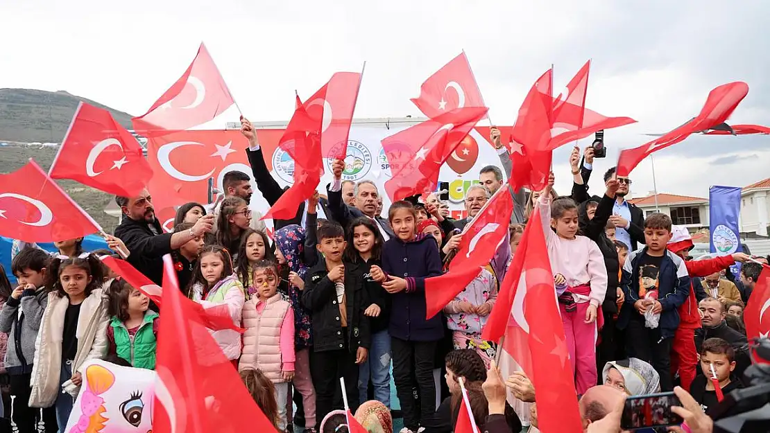 TALAS'TA ÇOCUKLARA ÇİFTE BAYRAM COŞKUSU