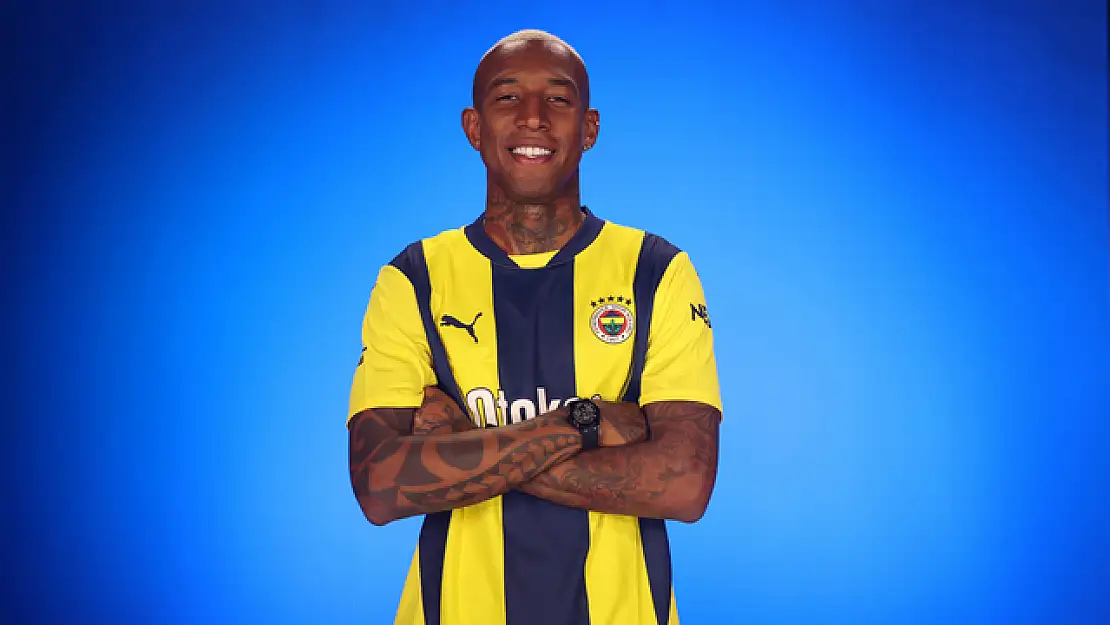 Talisca Fenerbahçe'ye imza attı