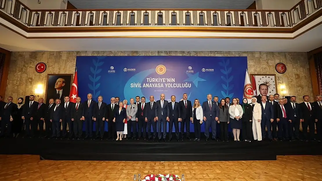 TBMM'de 'Sivil Anayasa' hamlesi