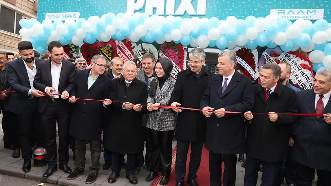 Tennuri Caddesi'ndeki esnafları ziyaret