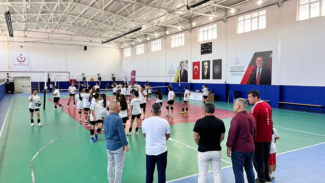 Tomarza'da Yaz Spor Okulları yoğun ilgi görüyor