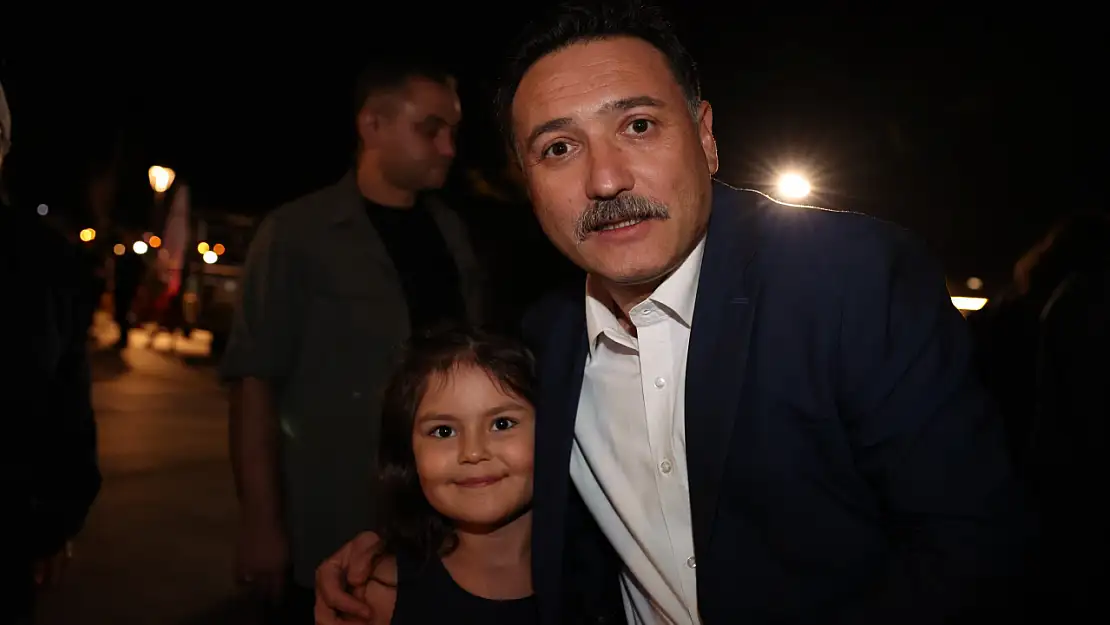 Vali Çiçek, Millet bahçesi'nde buluştu