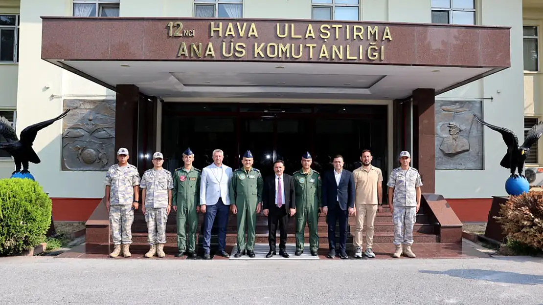 Vali Çiçek'ten askeri üse inceleme ziyareti