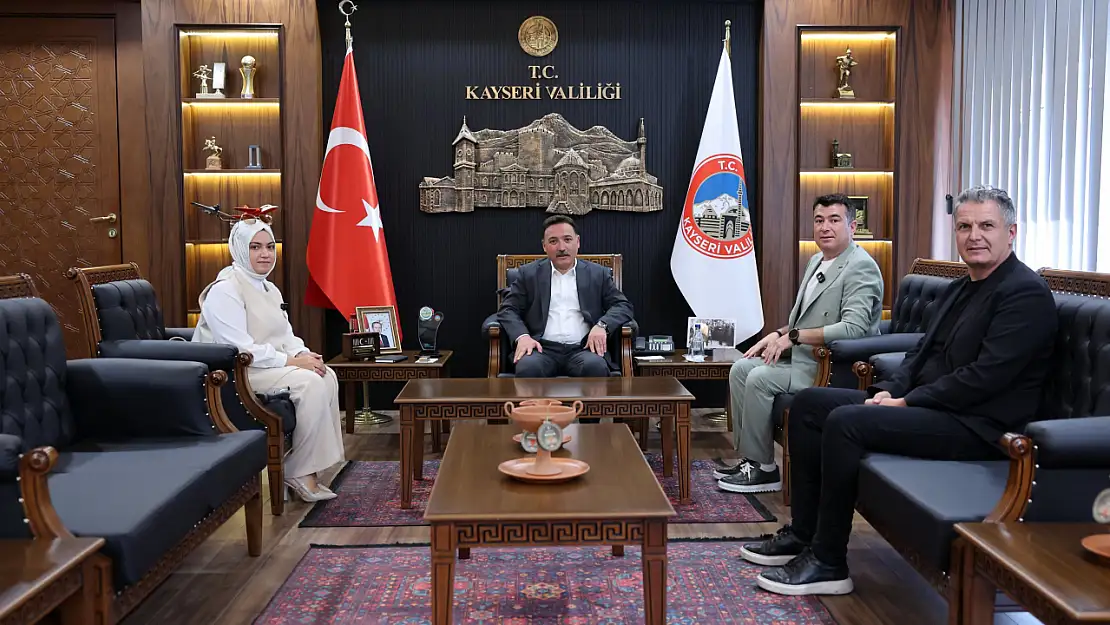 Vali Gökmen Çiçek, ASKF Başkanı Mutlu Önal'ı kabul etti