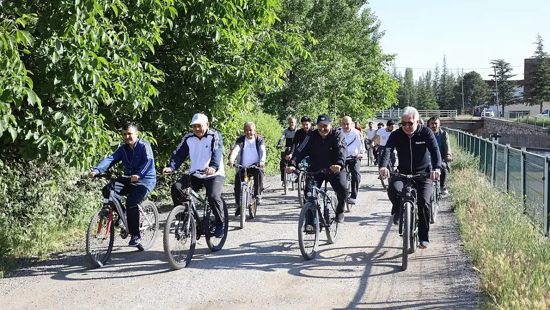 YAHYALI'DA SAĞLIKLI YAŞAM İÇİN PEDAL ÇEVİRDİLER